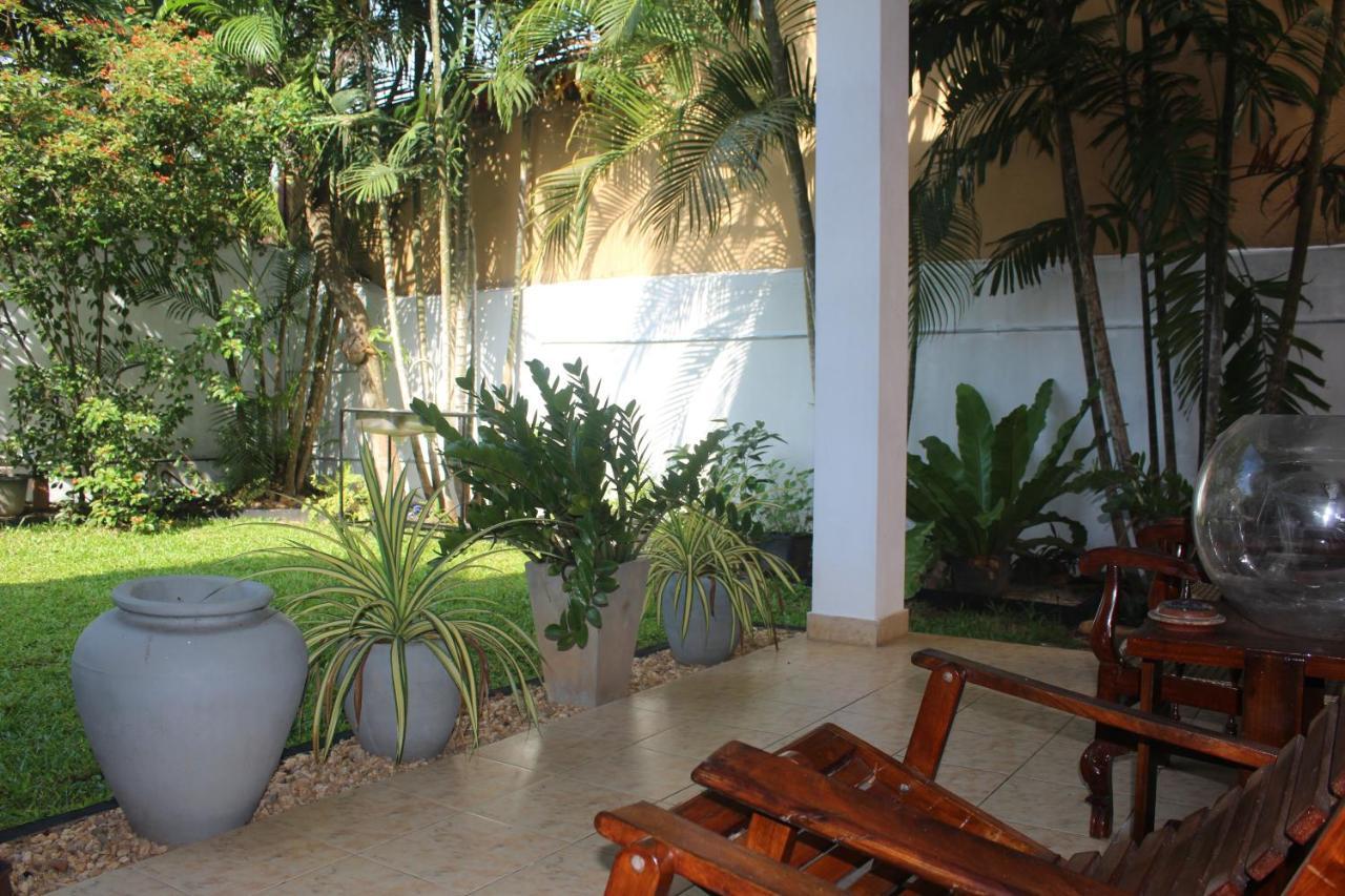 Natures Bliss Holidays Ja Ela Bagian luar foto